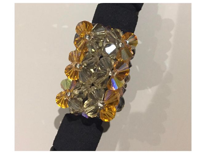 Autre Marque Rechteckiger Glasperlenring in Lindgrün und Gold Größe 52 Golden Khaki Gelb - Ansicht 11