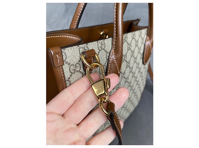 Borsa tote Gucci GG Supreme marrone - vista 13