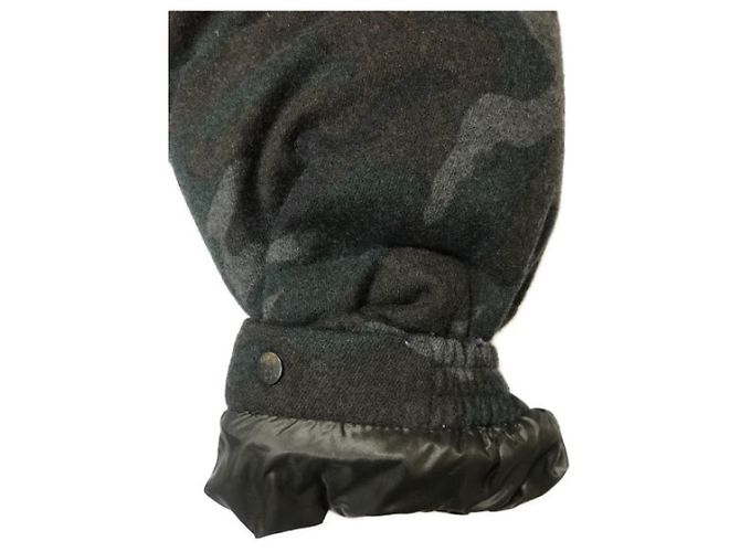 Moncler ERAULT camouflage down coat khaki - view 4