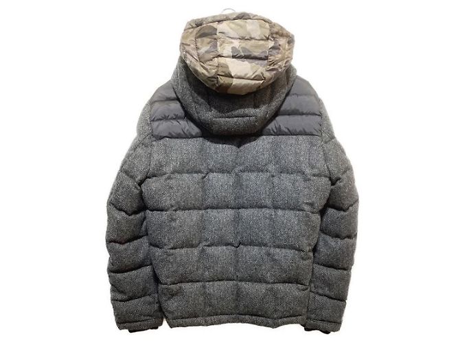 Moncler Men Down Jacket Grey - view 2