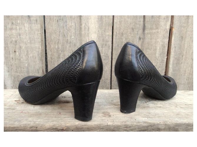 Décolleté Geox in pelle nera 39 Nero - vista 4