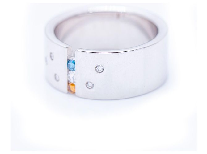 Autre Marque Anello in Oro con Diamanti Bianchi e Fancy Bianco Blu - vista 4