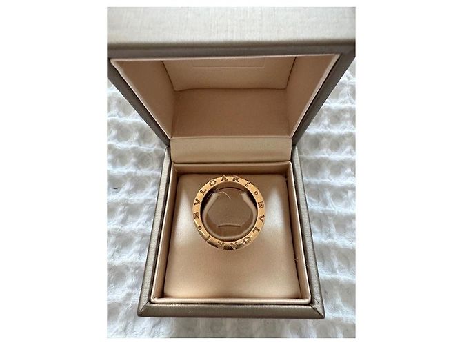 Bulgari b.Zero1 Anel - vista 2