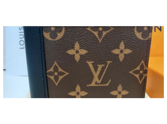 Louis Vuitton Portafoglio multiplo in pelle nera e tela monogram. Multicolore - vista 4