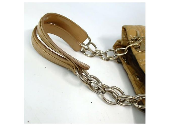 Bolso Christian Dior Soft Dior de charol beige - vista 8