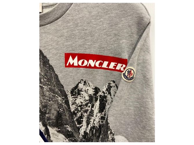 Pull Moncler Col Rond Gris en Coton - vue 3