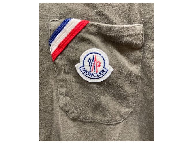 Moncler T-Shirt mit aufgesetzter Tasche Olivgrün Baumwolle M - Ansicht 4