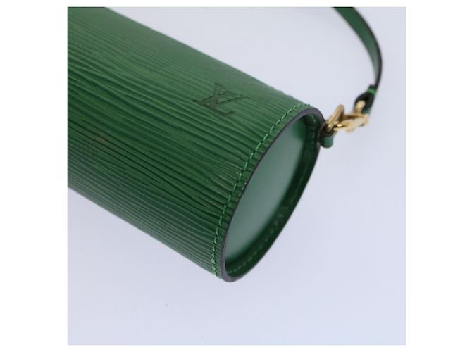 LOUIS VUITTON Epi Soufflot Pouch Verde LV Auth 57886 - vista 14