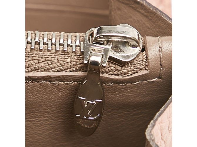 Cartera larga Capucines de cuero Taurillon de Louis Vuitton Rosa - vista 8