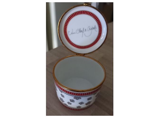 Autre Marque Raynaud porcelain box for Van Cleef & Arpels White - view 2