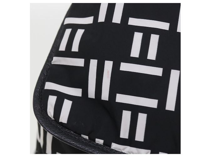 BALENCIAGA Reiserucksack Nylon Schwarz Weiß 340139 Auth bin5199 - Ansicht 2