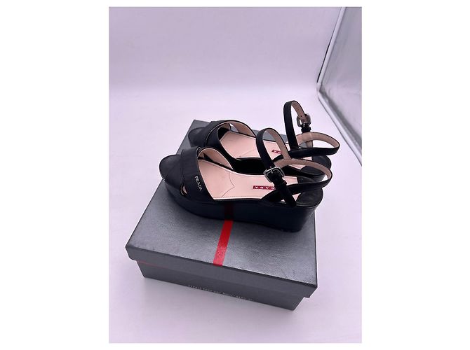 Mule con zecca Prada in nappa nera Nero - vista 6