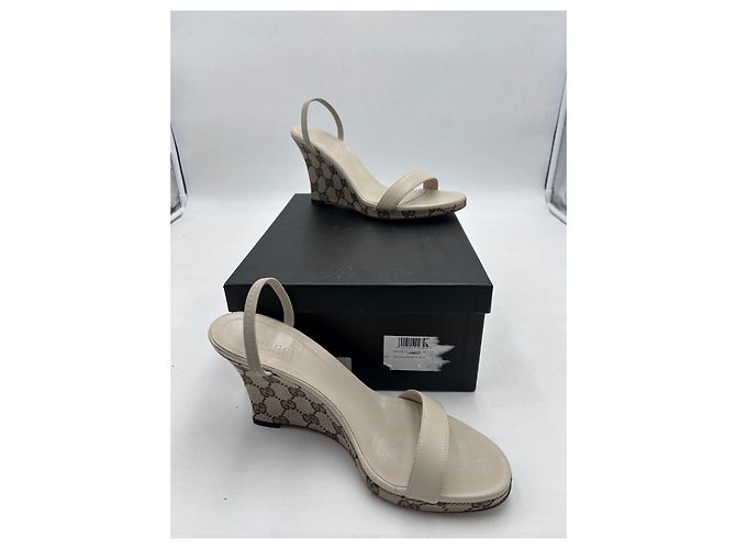 Sandali con Zeppa Gucci Rigati in Tela e Pelle Beige Bianco sporco - vista 3