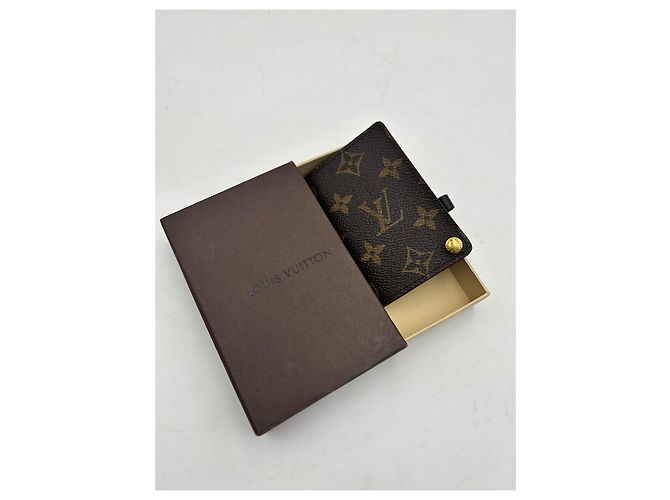 Louis Vuitton Purses, wallets, cases Brown Monogram - view 3
