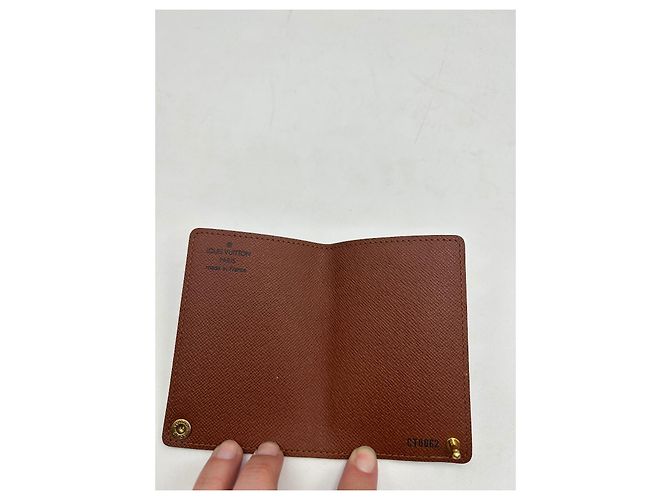 Louis Vuitton Purses, wallets, cases Brown Monogram - view 4