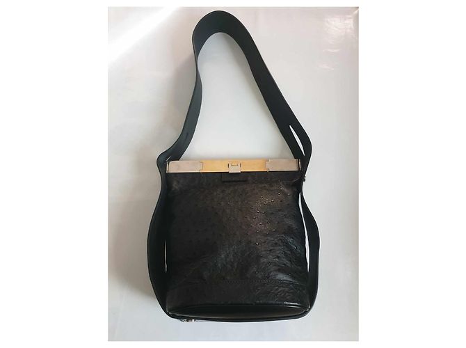 Balenciaga Le Dix Borsa a Secchiello Nera in Pelle di Struzzo Nero - vista 12