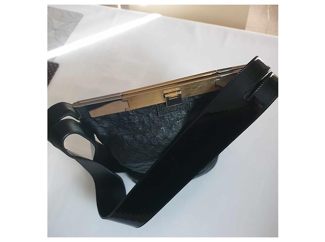 Balenciaga Le Dix Borsa a Secchiello Nera in Pelle di Struzzo Nero - vista 2