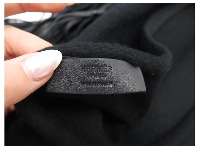 Hermès NUOVA STOLA TRIANGOLO HERMES CON FRANGE IN PELLE CASHMERE CHALE NERO E LANA - vista 3