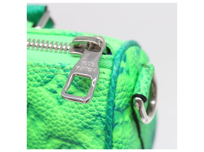 Borsa LOUIS VUITTON Taurillon Clemence Illusion Keepall XS M59691 auth 58427UN Verde - vista 10