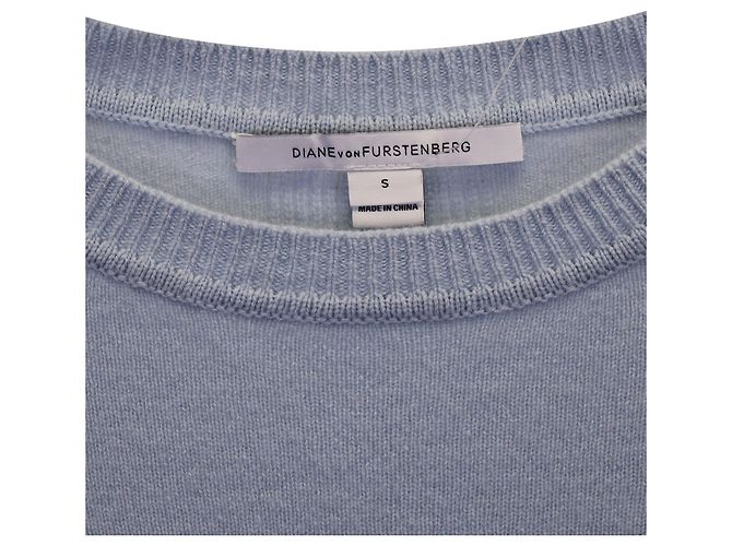Diane Von Furstenberg Rundhalspullover aus hellblauem Kaschmir - Ansicht 3
