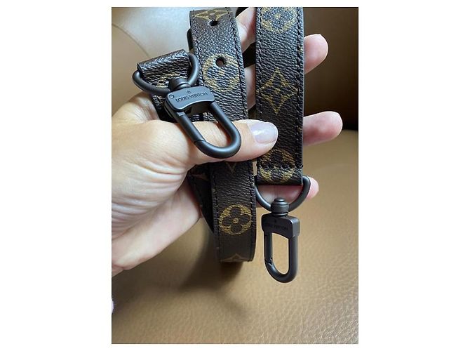 Abbesses Louis Vuitton Keepall 25 Virgil Abloh Marrone - vista 8