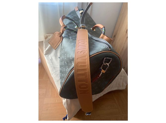 Abbesses Louis Vuitton Keepall bag 50 TITANUIM KIM JONES Olive green - view 4