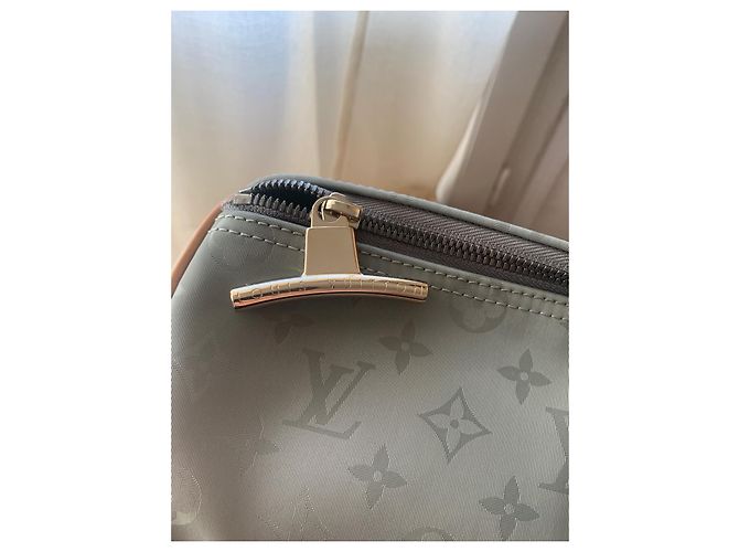 Abbesses Louis Vuitton Keepall bag 50 TITANUIM KIM JONES Olive green - view 5