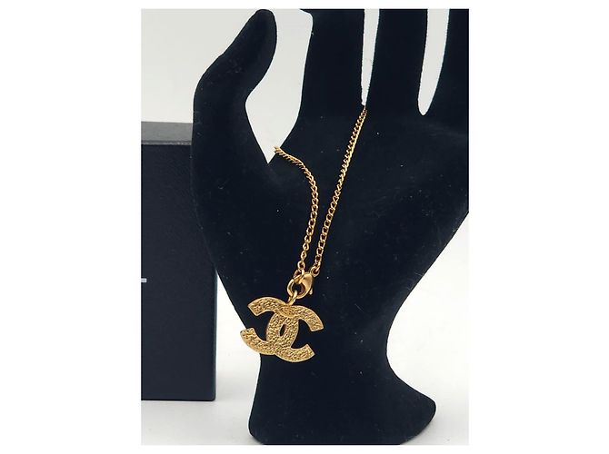 Pulseira Chanel Coco de corrente dourada Dourado - vista 8