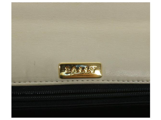 Bolsa de mão acolchoada BALLY couro bege Auth bs9678 - vista 15