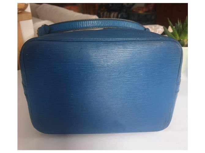 Neo Cabby Borsa a secchiello Louis Vuitton Noe in pelle Epi blu - vista 11