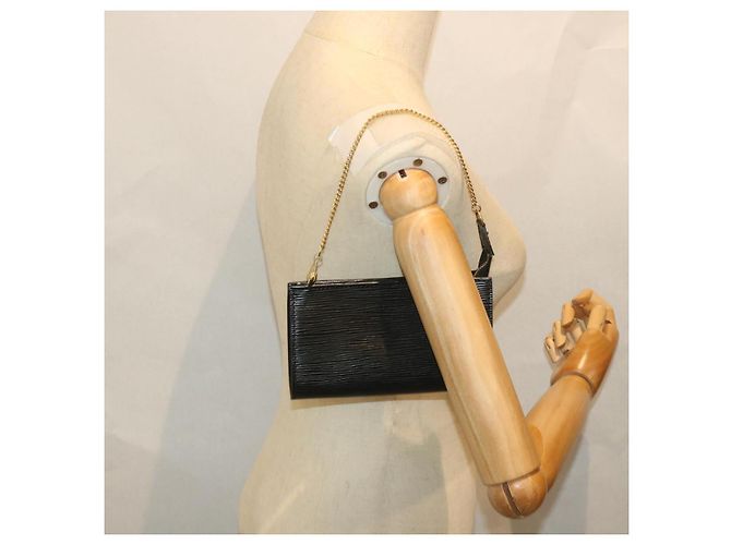 LOUIS VUITTON Epi Bucket PM Pouch Nero LV Auth 56355 - vista 19