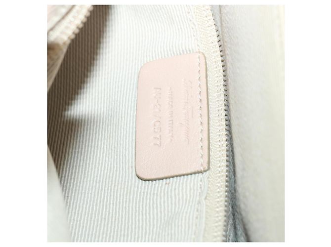 Salvatore Ferragamo Borsa A Spalla Nylon Vernice Beige Auth ti1318 - vista 12
