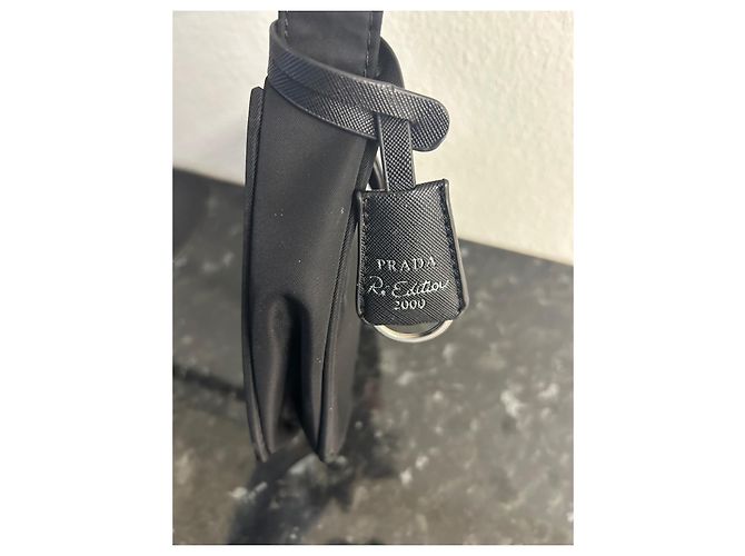 Borsa a spalla Prada nera in tela edizione 2000 Nero - vista 3