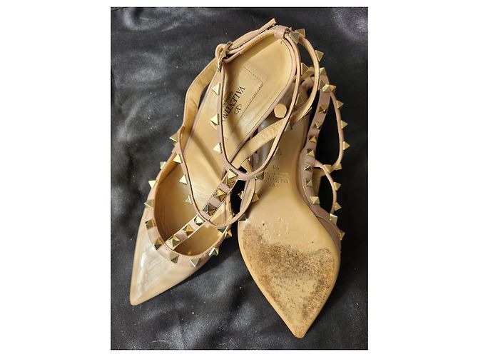 Sandali Valentino Garavani Rockstud in pelle crema Crudo - vista 11