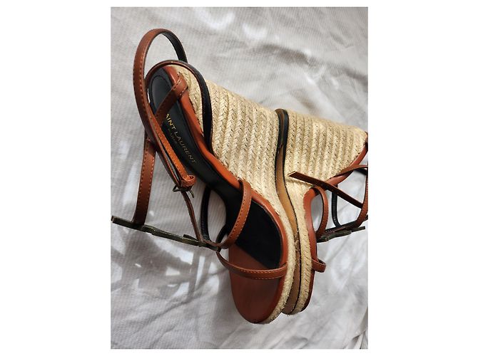 Sandali con zeppa Yves Saint Laurent Cassandre marroni in pelle Marrone scuro - vista 8