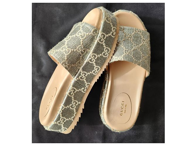 Espadrillas Gucci GG in pelle argento lamé - vista 15