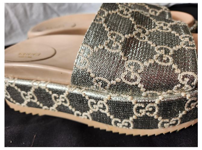 Espadrillas Gucci GG in pelle argento lamé - vista 8