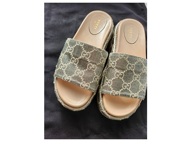 Espadrillas Gucci GG in pelle argento lamé - vista 9