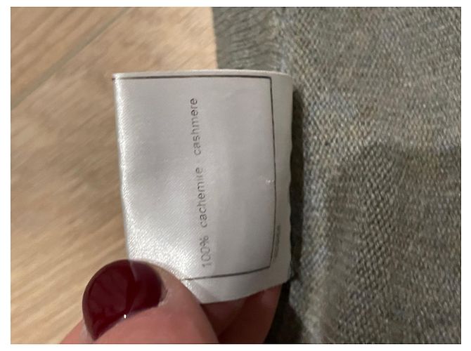 Chanel Cardigan aus Kaschmir Grau - Ansicht 5
