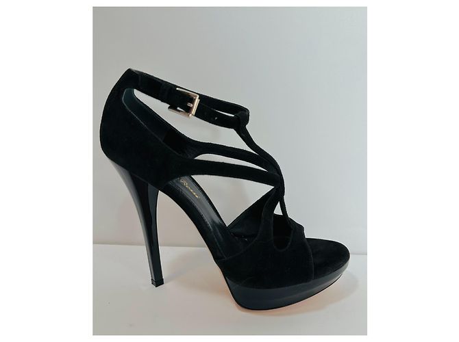 Sandali Gianvito Rossi in scamosciato nero - vista 5