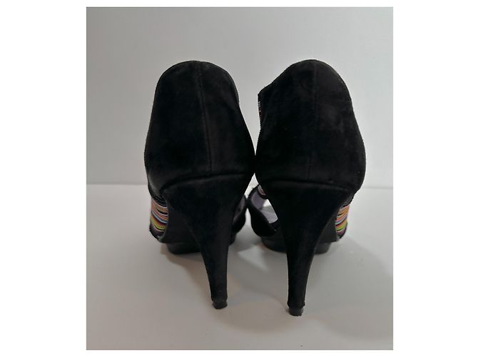 Tacchi United Nude Multicolore a Righe Scamosciati - vista 5