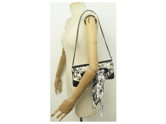 NUOVA TAVOLETTA DI CIOCCOLATO CHANEL MADEMOISELLE BORSA SCIARPA IN SETA COCO - vista 5