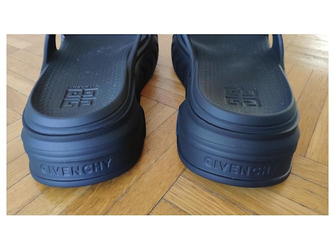 GIVENCHY SANDALI PIATTI MARSHMALLOW IN GOMMA Nero - vista 4