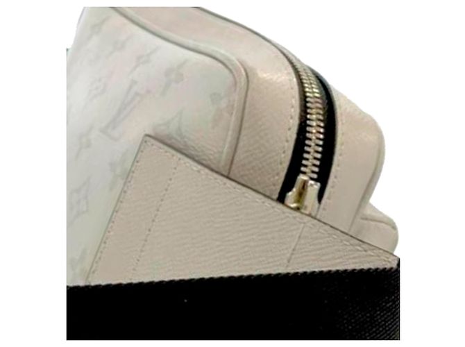 Bumbag Marsupio da esterno Taigarama con monogramma bianco Louis Vuitton - vista 12