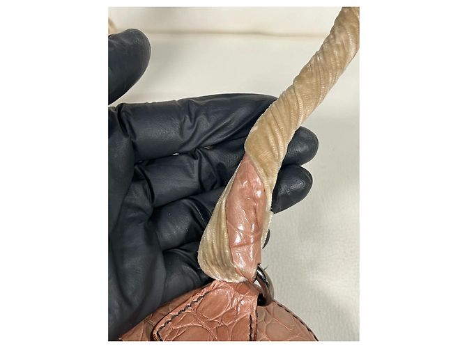 Bolsa Miu Miu em couro de crocodilo com relevo e fecho de correr Rosa - vista 5