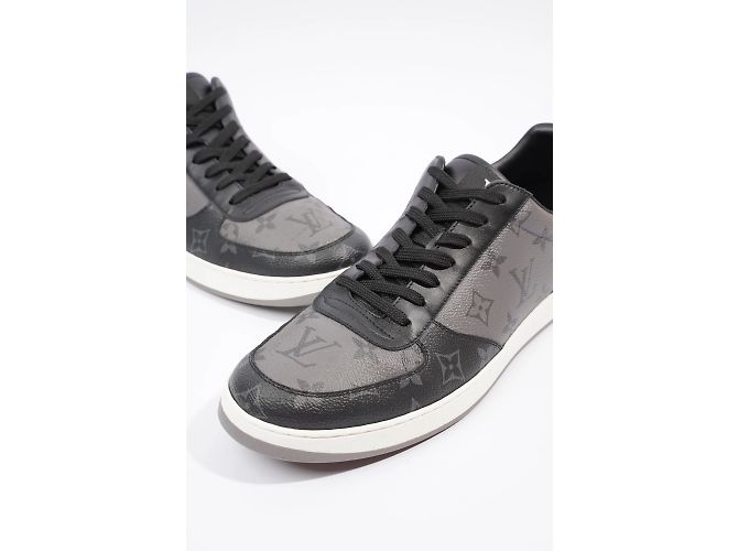 Louis Vuitton Rivoli Pelle monogramma Eclipse bassa EU 43 UK 9 Grigio - vista 10
