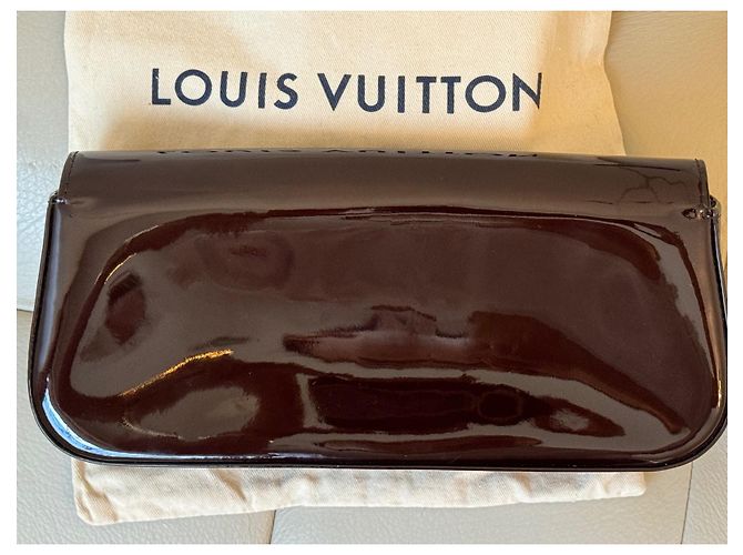 Sobe Louis Vuitton Bolsos de embrague Burdeos - vista 2