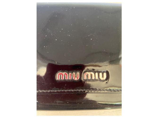 Cartera Miu Miu de charol negro - vista 5