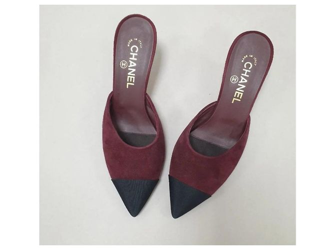 Chanel Bicolor CC Cap Toe Mules Ebano - vista 2