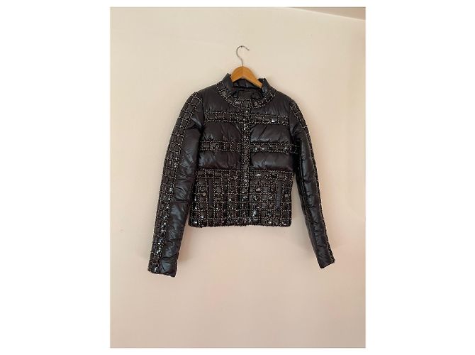 Completo Giacca e Gonna Chanel Nero Lana e Paillettes - vista 4